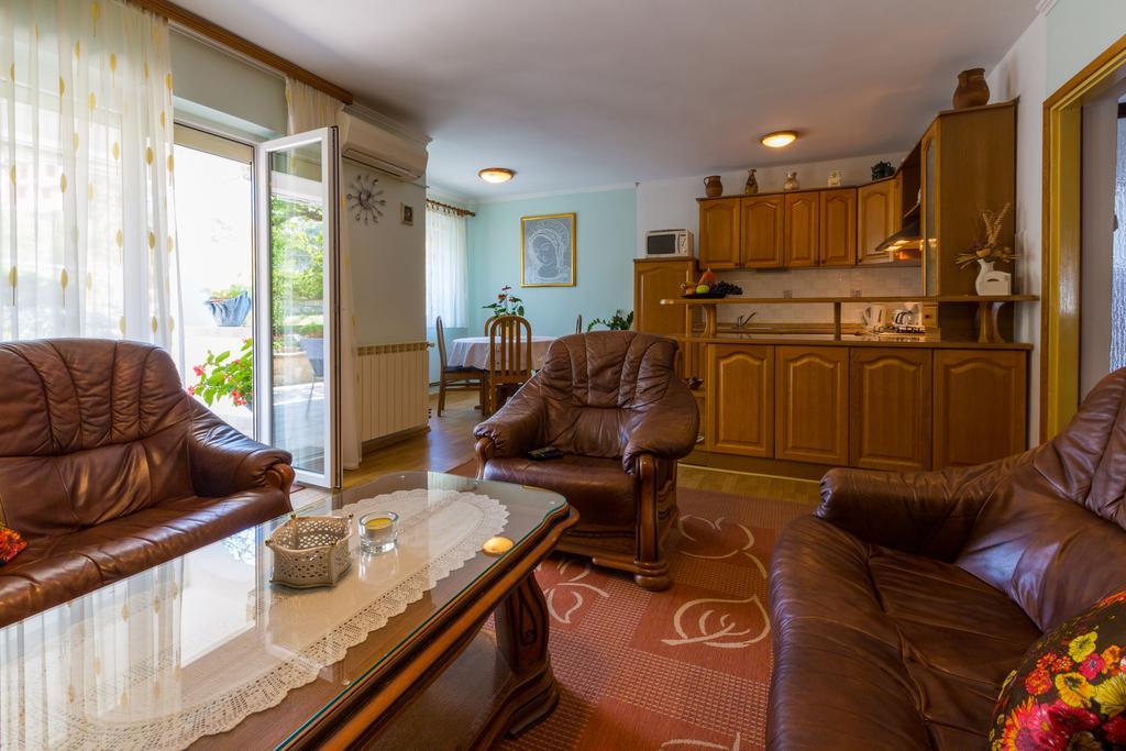 Apartments Marica Novi Vinodolski Luaran gambar