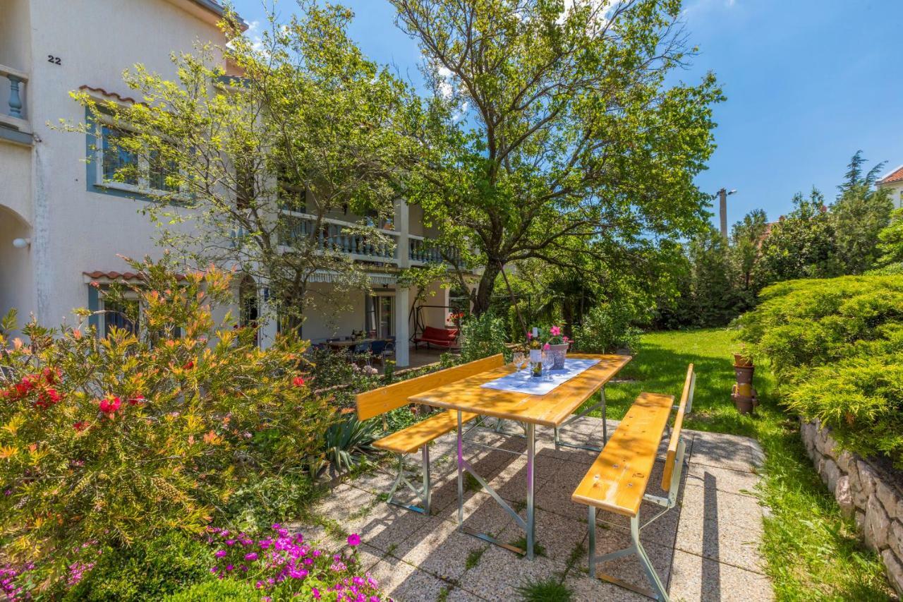 Apartments Marica Novi Vinodolski Luaran gambar