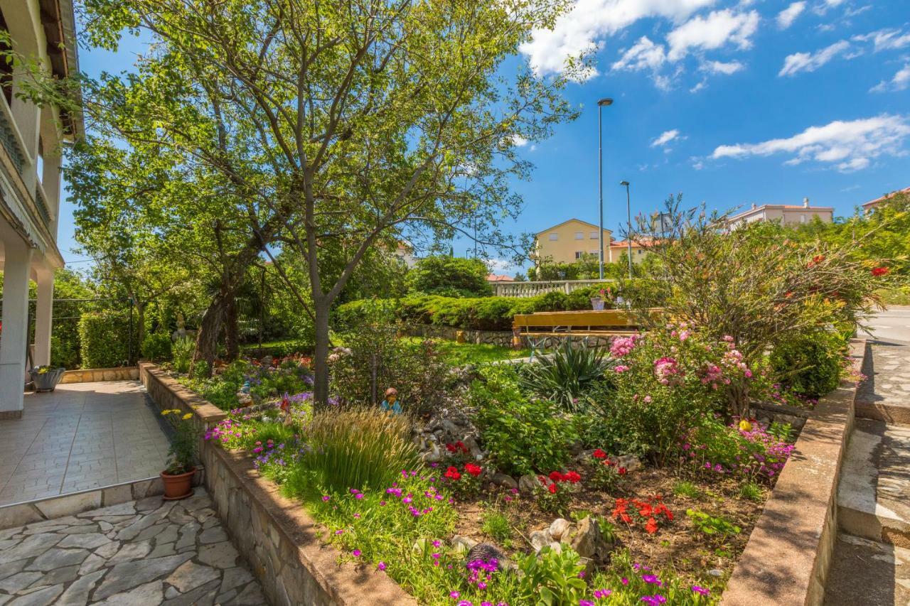 Apartments Marica Novi Vinodolski Luaran gambar